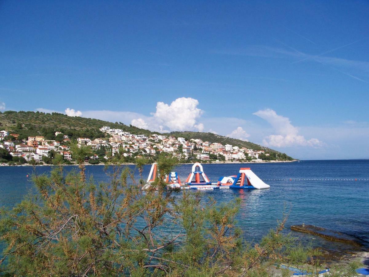 Apartment House Juretic - 50 M From The Beach Trogir Exterior foto