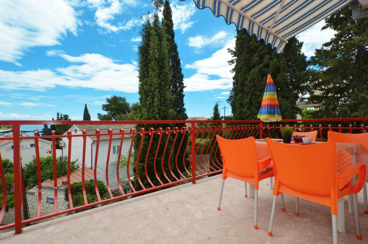 Apartment House Juretic - 50 M From The Beach Trogir Exterior foto
